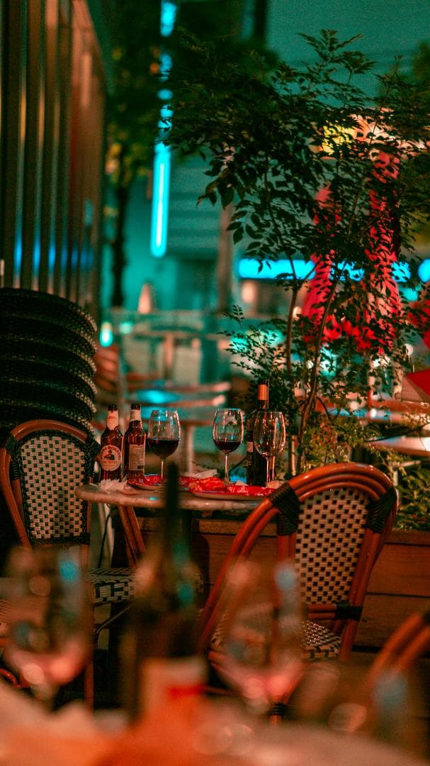 【即撮影OK】SONY α6000 レンズ2本 バッテリー2個 バッグ付