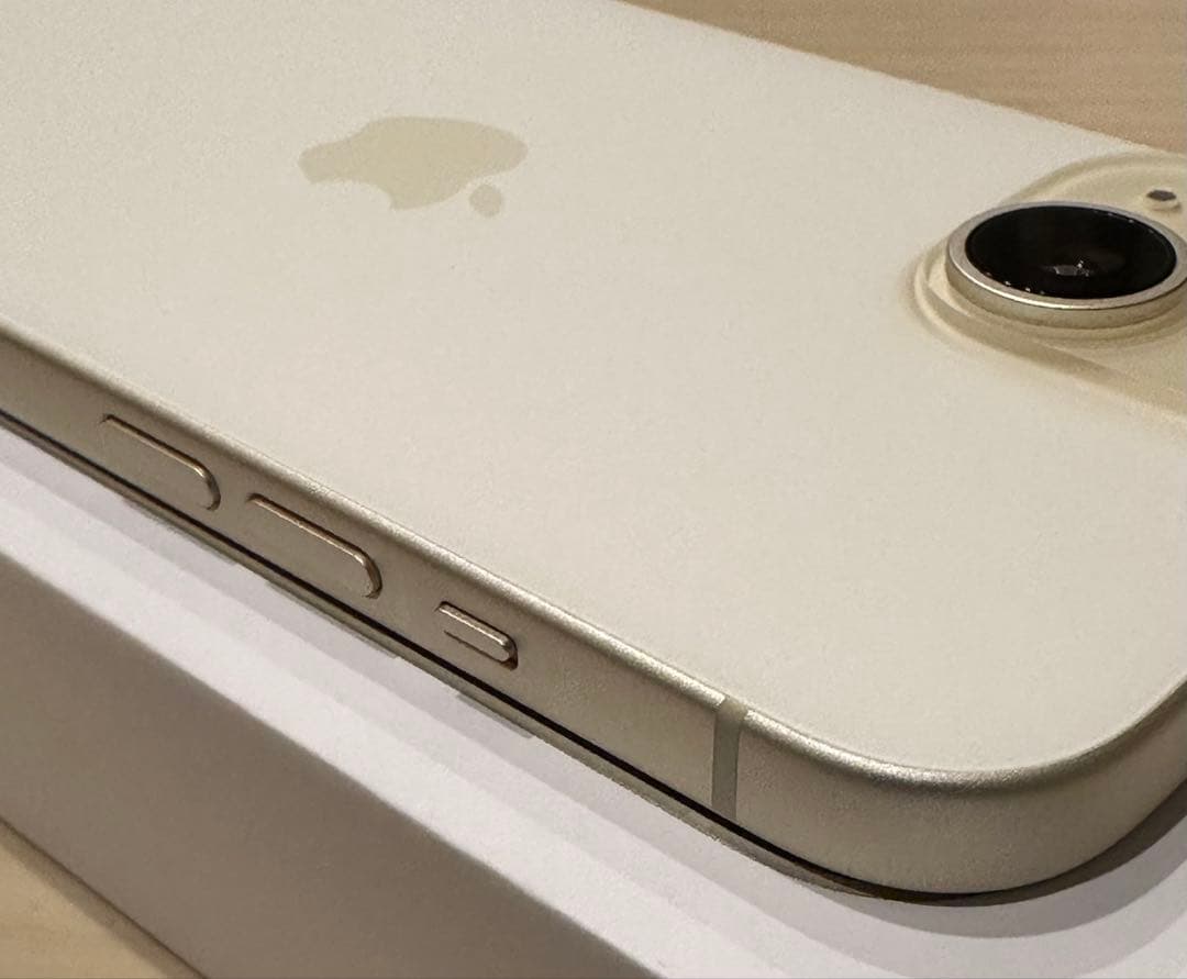 Apple iPhone 15 イエロー 256GB SIMフリー