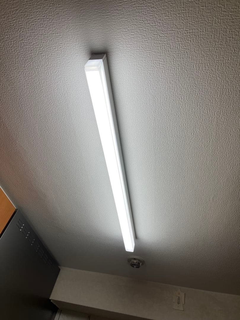 ODELIC高演色ベースライト新品60cm直付型 2500lm