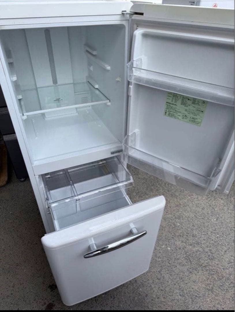 2019年式 149L eangle レトロ風 冷蔵庫 ANGRE151A1