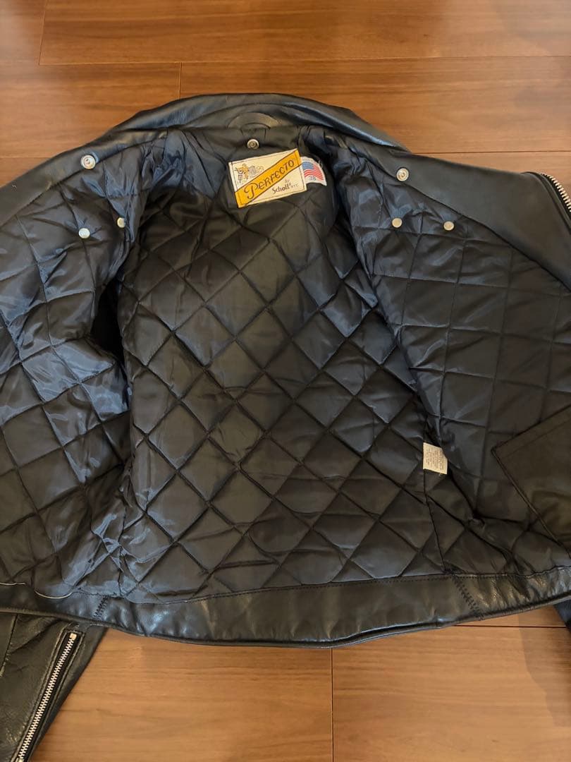 Schott ブラック ダブルライダースジャケット