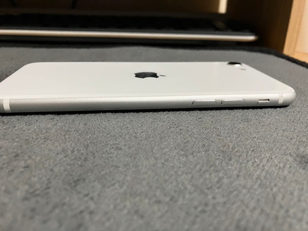 iPhone SE 2世代