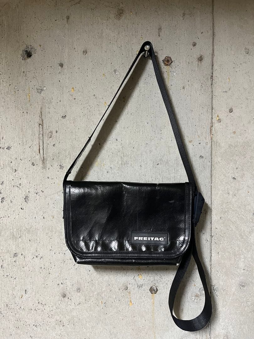 送料無料　FREITAG hawaiian five o オールブラック