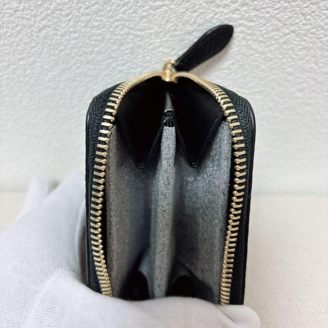 新品未使用☆バーバリー ケース ジップアラウンドレザーウォレット