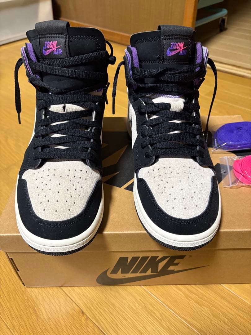 NIKEのAir Jordan 1 Zoom Air, PARIS Saint