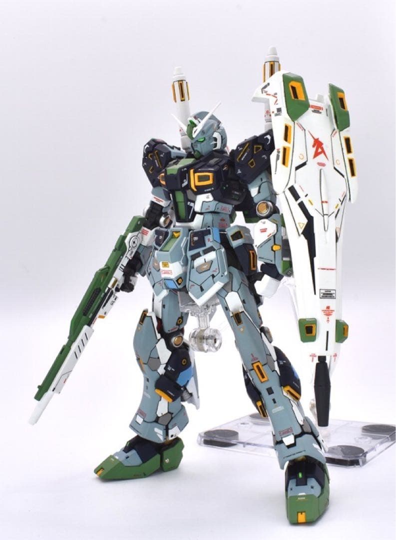 1/144 RGνガンダムフレーム使用　量産型νガンダム　全塗装完成品ハサウェイ