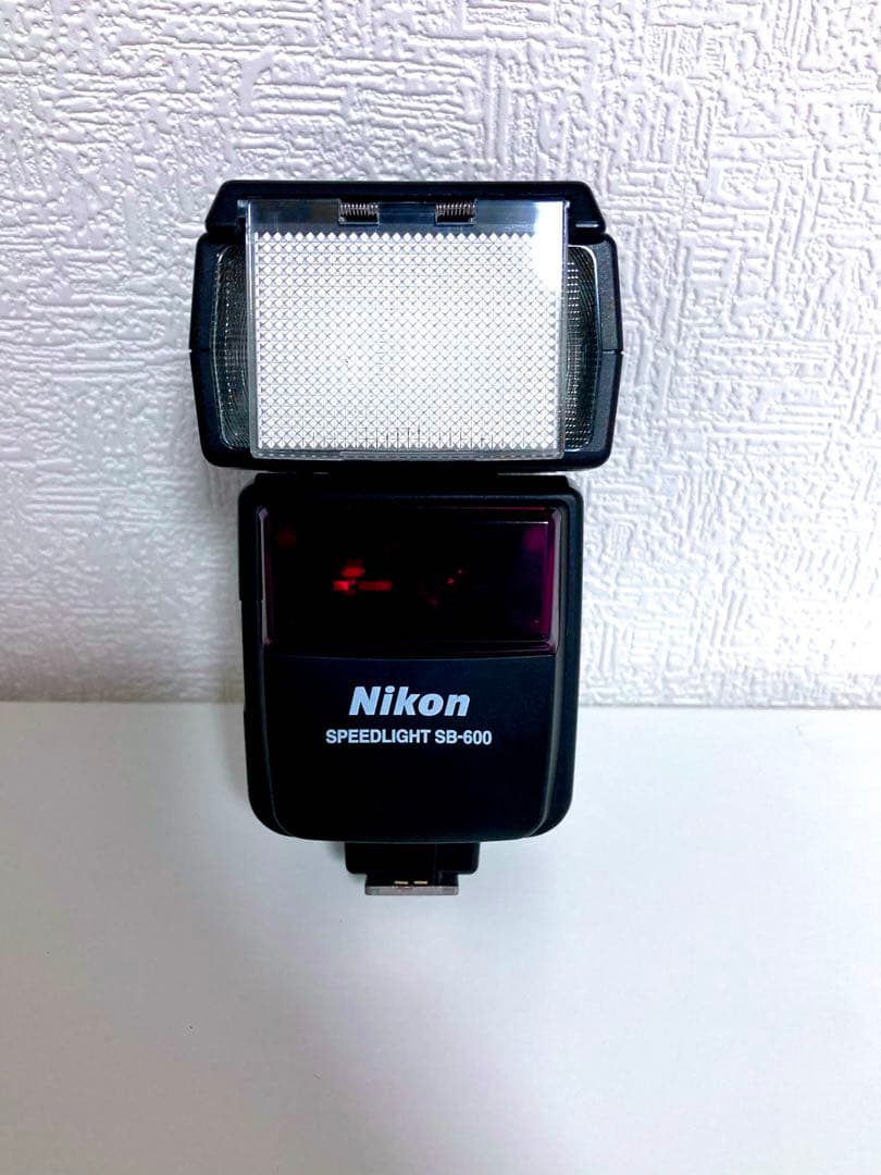 NikonD40 デジタル一眼レフ美品レンズセット 購入後早く配送いたします