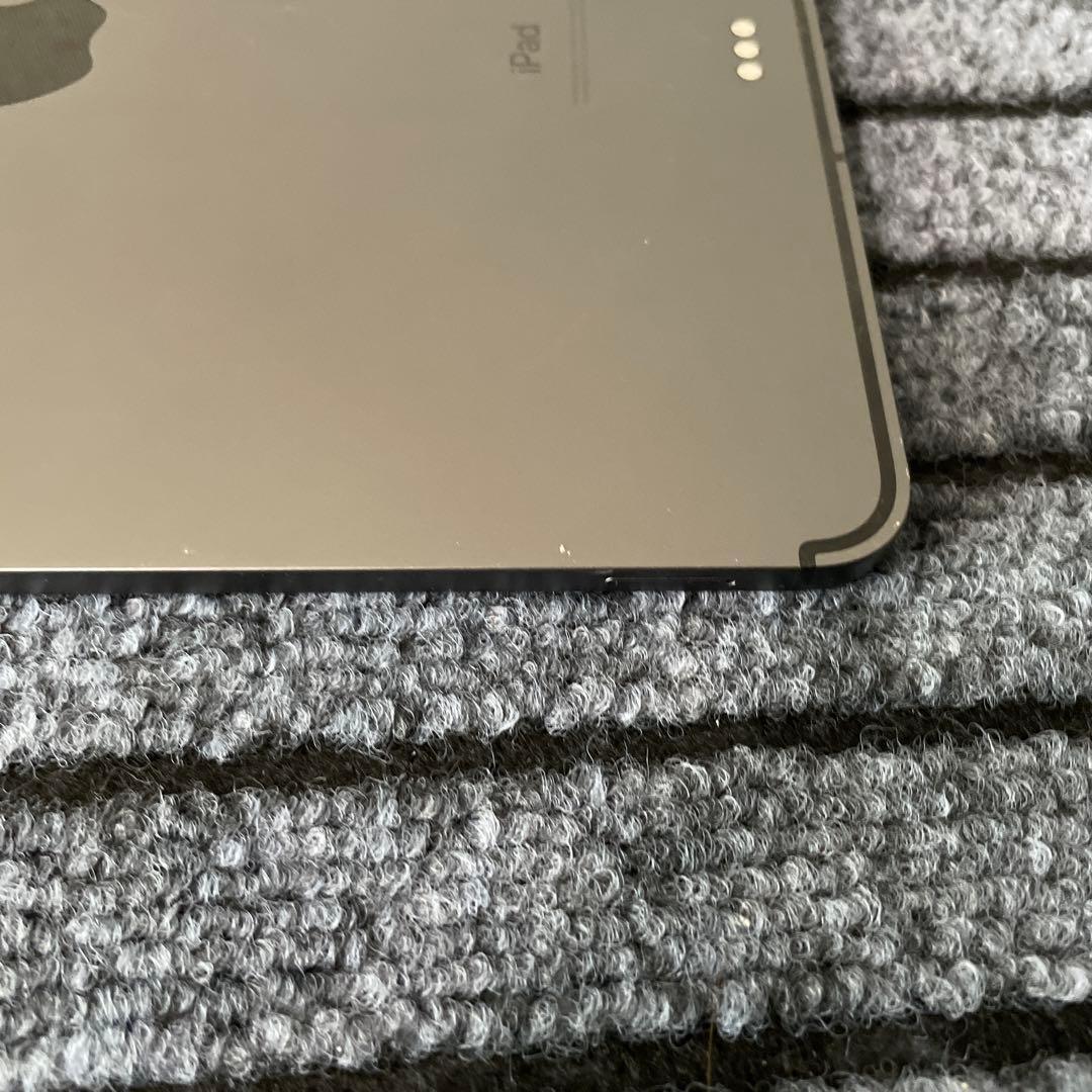 134 iPad Air4 4世代 64GB SIMフリー スペースグレイ