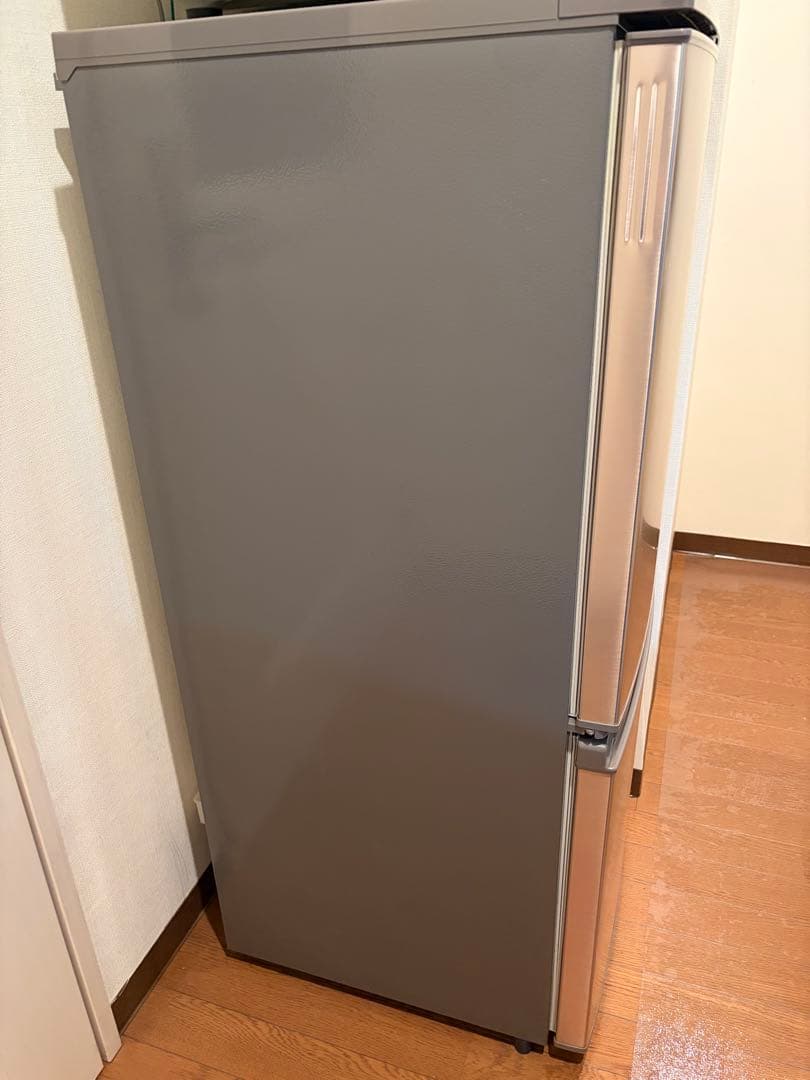 【全国送料込み】SHARP 冷蔵庫 2ドア 137L 両開き SJ-D14E-N