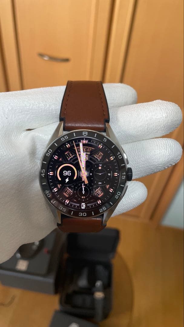 TAG Heuer スマートウォッチ 付属品完備