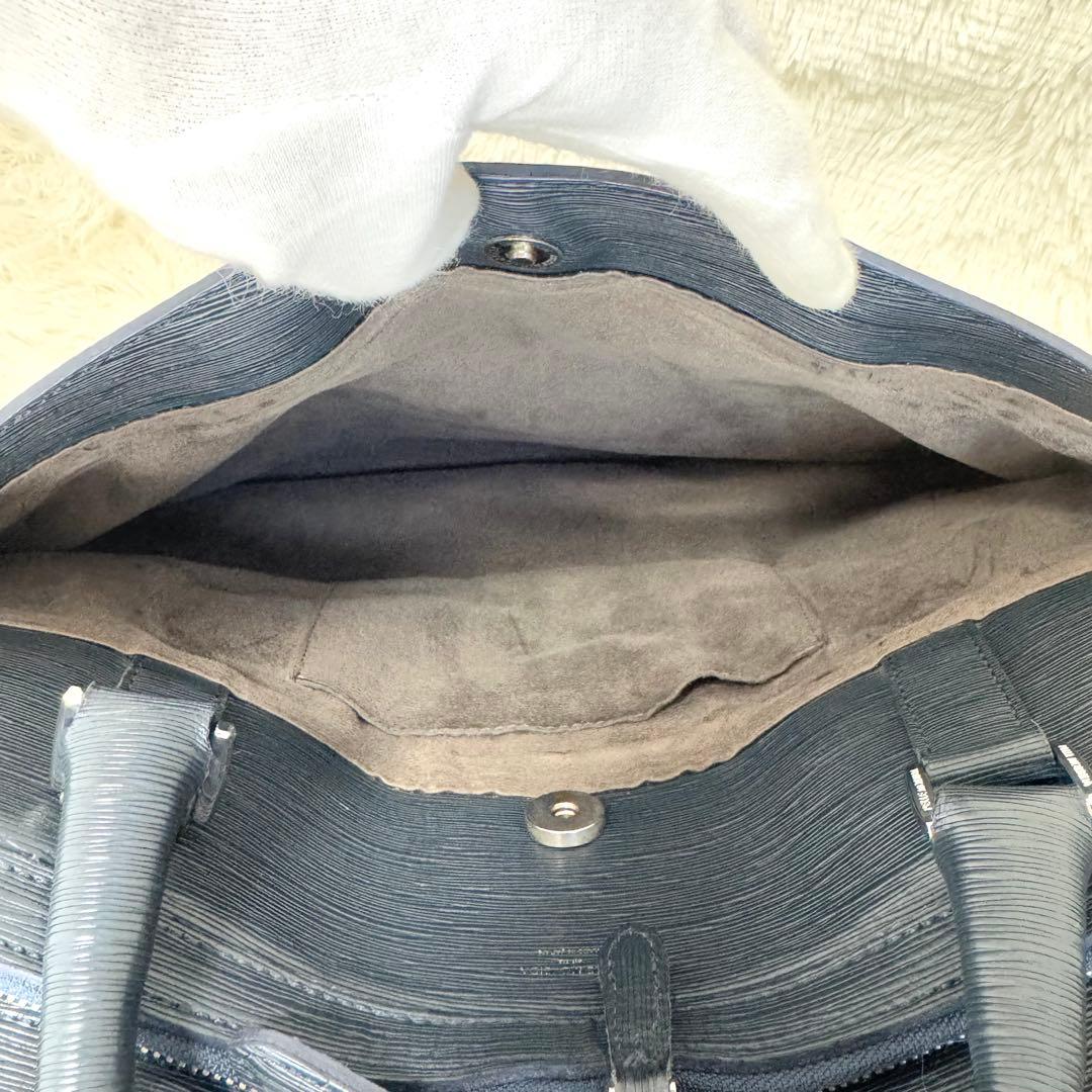 ペッレモルビダ 2室 キャピターノ ブリーフケース ビジネスバッグ レザー 紺