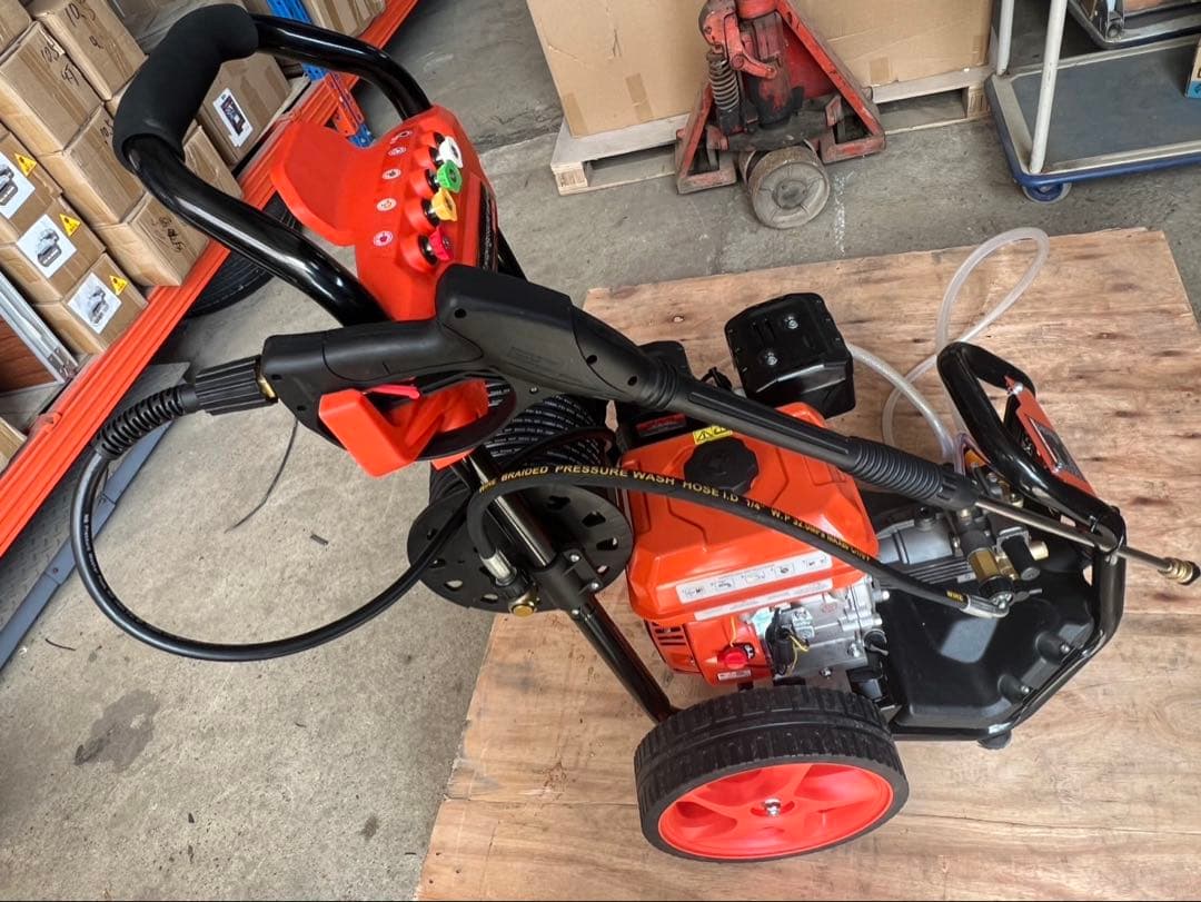 エンジン式高圧洗浄機 23MPa 7馬力 9.5/min コードレス 高出力