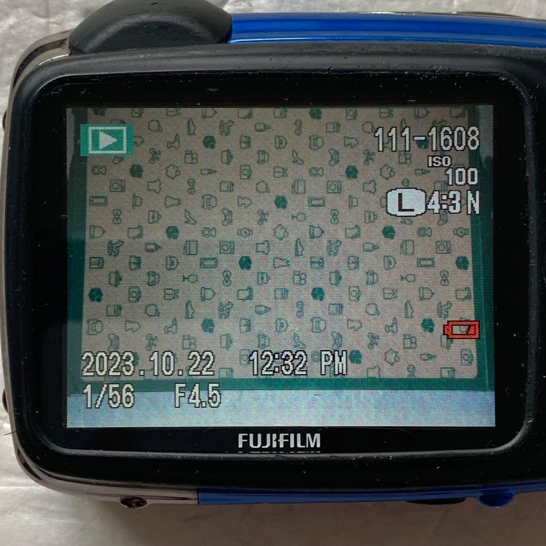 フジ FUJIFILM Finepix XP30 コンデジ