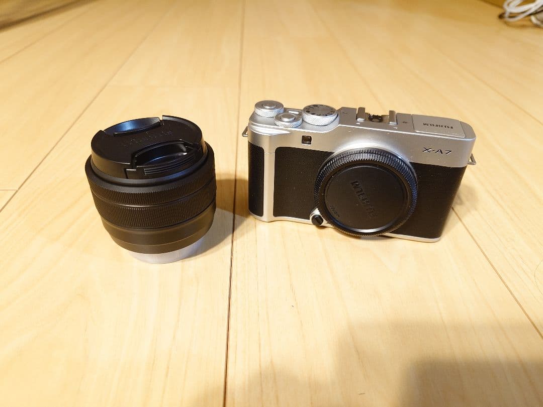 富士フイルム X-A7 ミラーレス一眼 カメラ