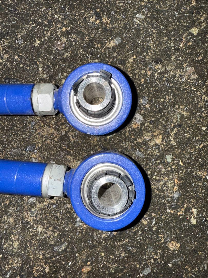 メーガンレーシング　アッパーアーム　クラウン等