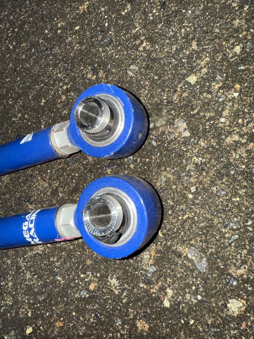 メーガンレーシング　アッパーアーム　クラウン等