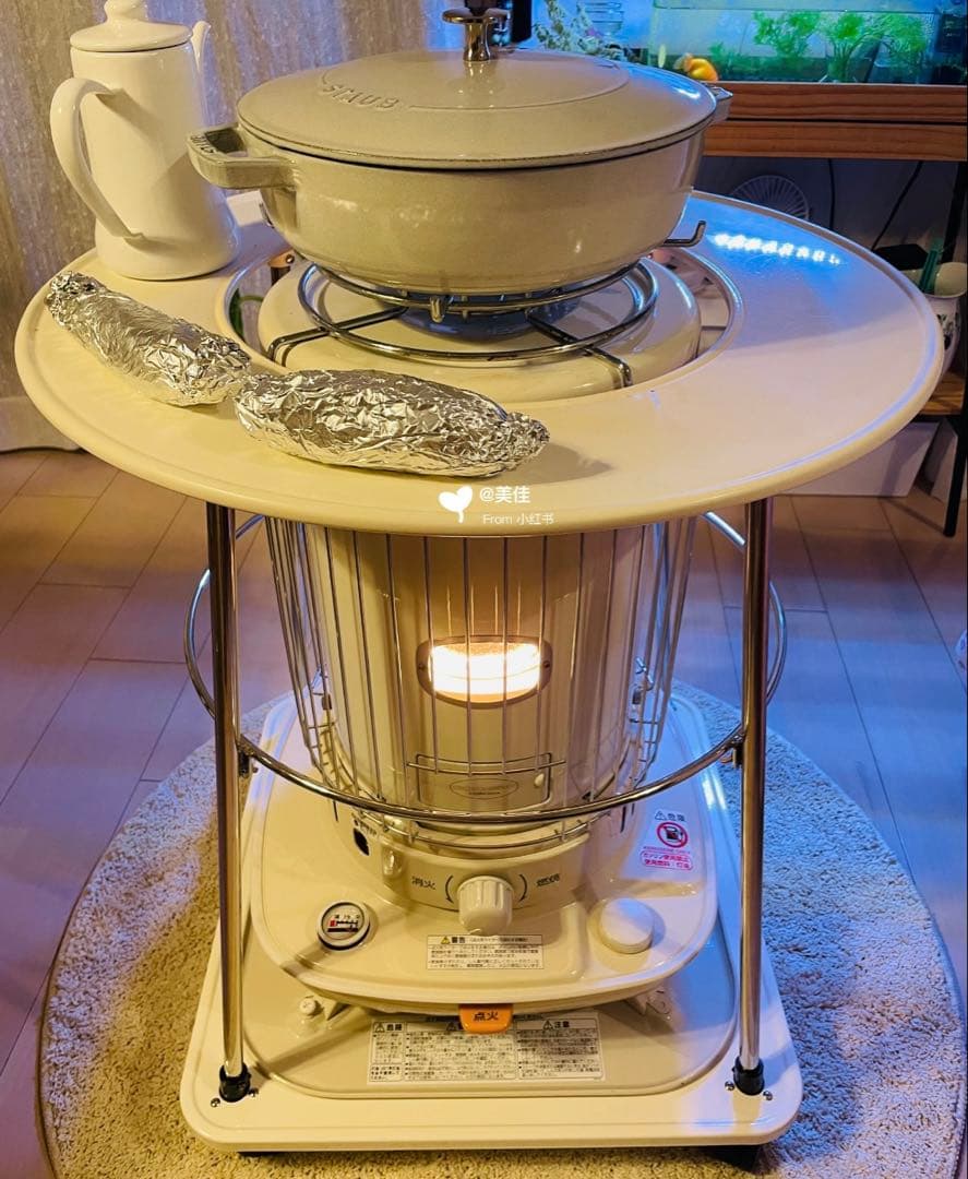 石油ストーブ テーブル　キャスター付き