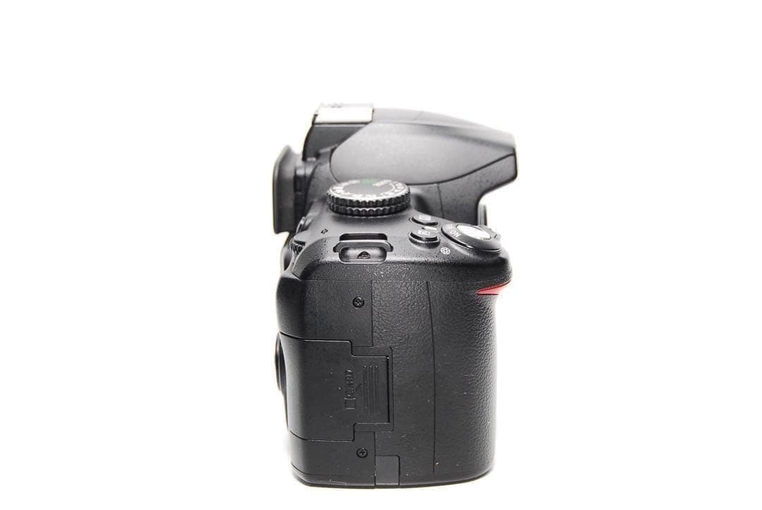 ⭐️コスパ重視⭐️Nikon D3000 デジタル一眼レフ　入門機としておすすめ