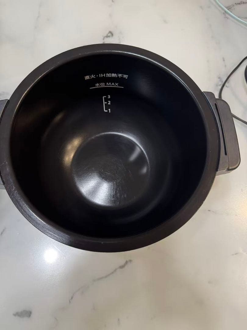 シャープ　ヘルシオ ホットクックKN-HW16Fホワイト2020年製