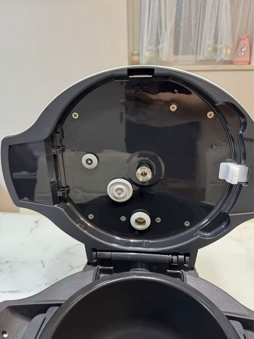 シャープ　ヘルシオ ホットクックKN-HW16Fホワイト2020年製