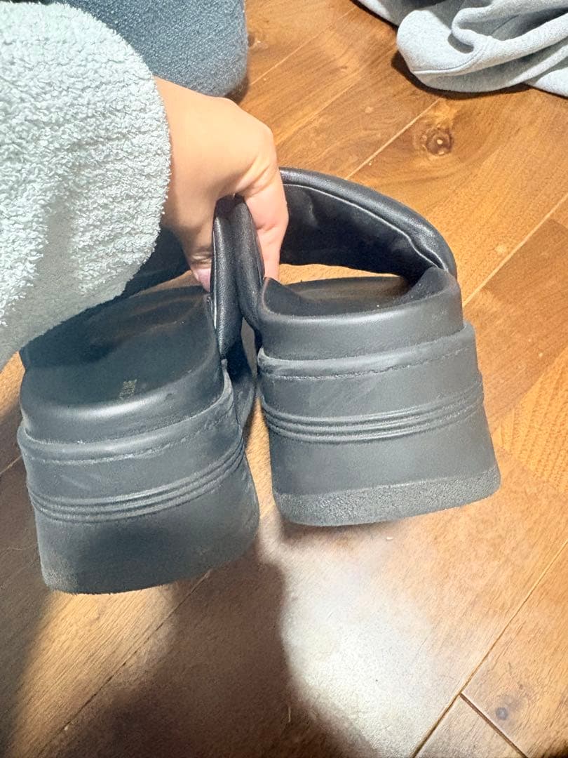 CELINE ブラック ブロックスライドトリオンフサンダル