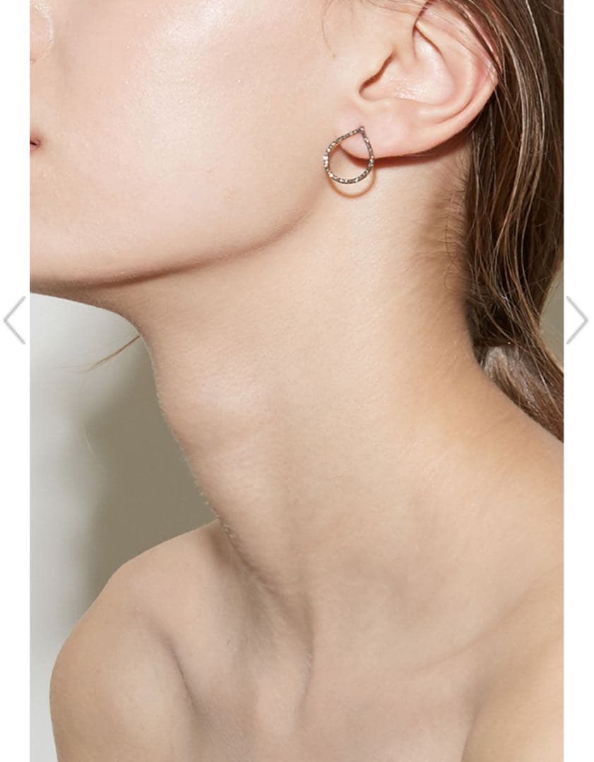 ARTIDA OUD ロータス ペダルダイアモンドシングルピアス