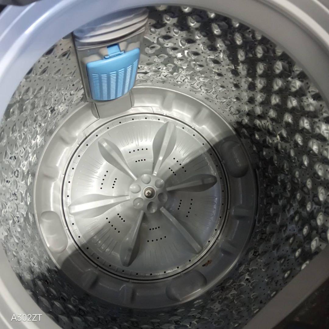 417 送料設置無料　COMFEE　洗濯機　25年製　7㌔　小型　一人暮らし