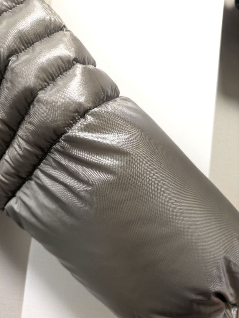 ニ*!様 値下げ！2/3まで出品　新品タグ付き　Herno フード付きダウンジャ