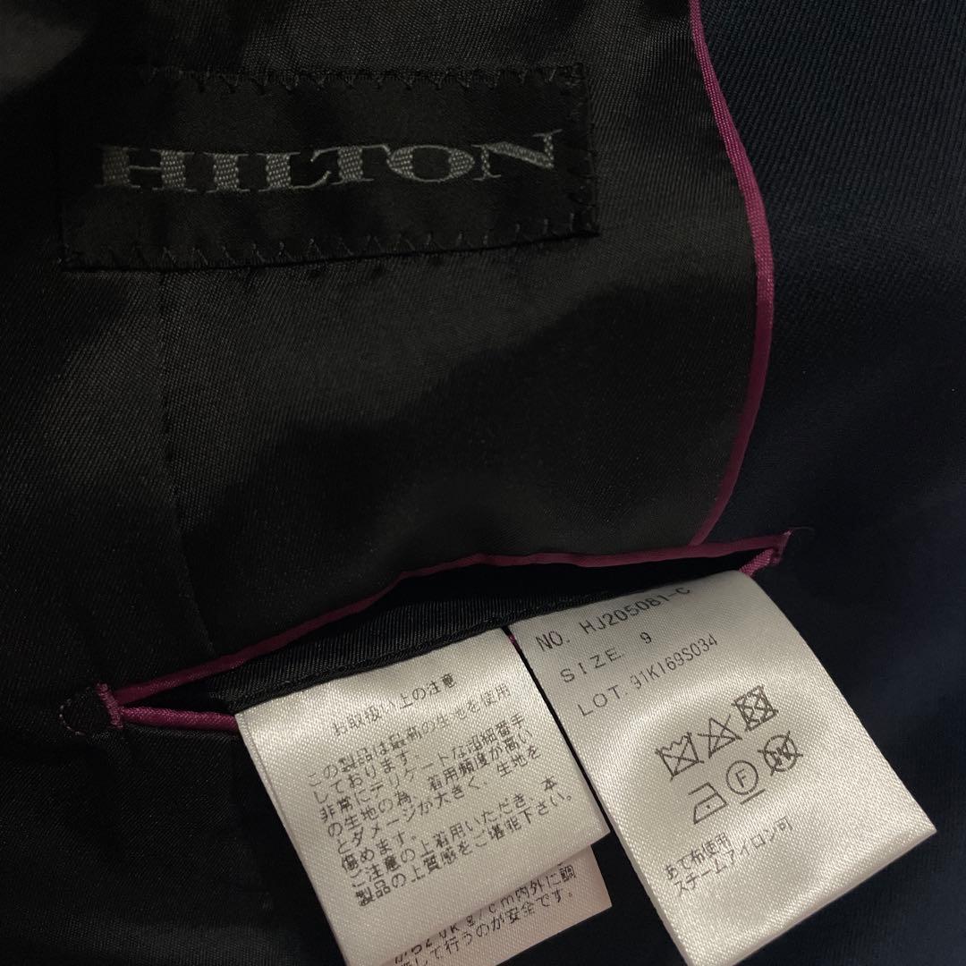 HILTON ネイビーパンツスーツ 洋服の青山　ストレッチsuper110's