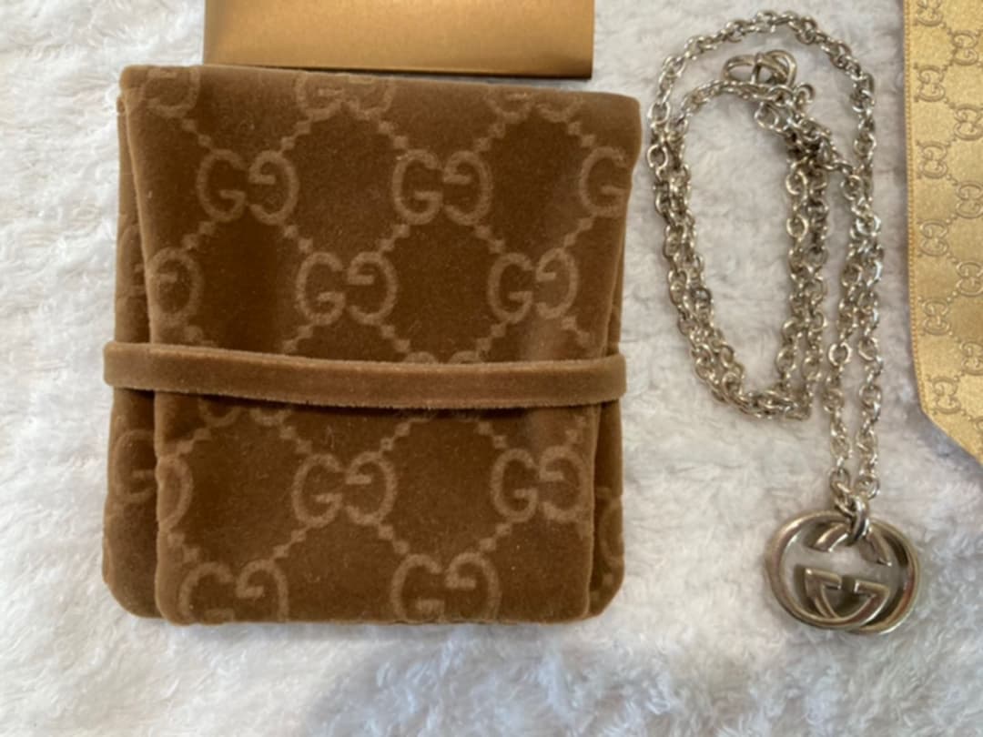 グッチ ネックレス GUCCI メンズ Gロゴ　シルバー　ペンダント シルバー