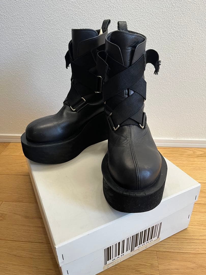 コージクガ バーコード SAINT TROPEZ レディース M 箱付き