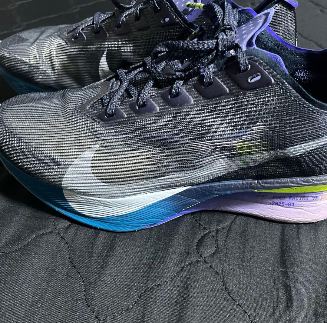 ナイキ ヴェイパーフライ4 25.5センチ