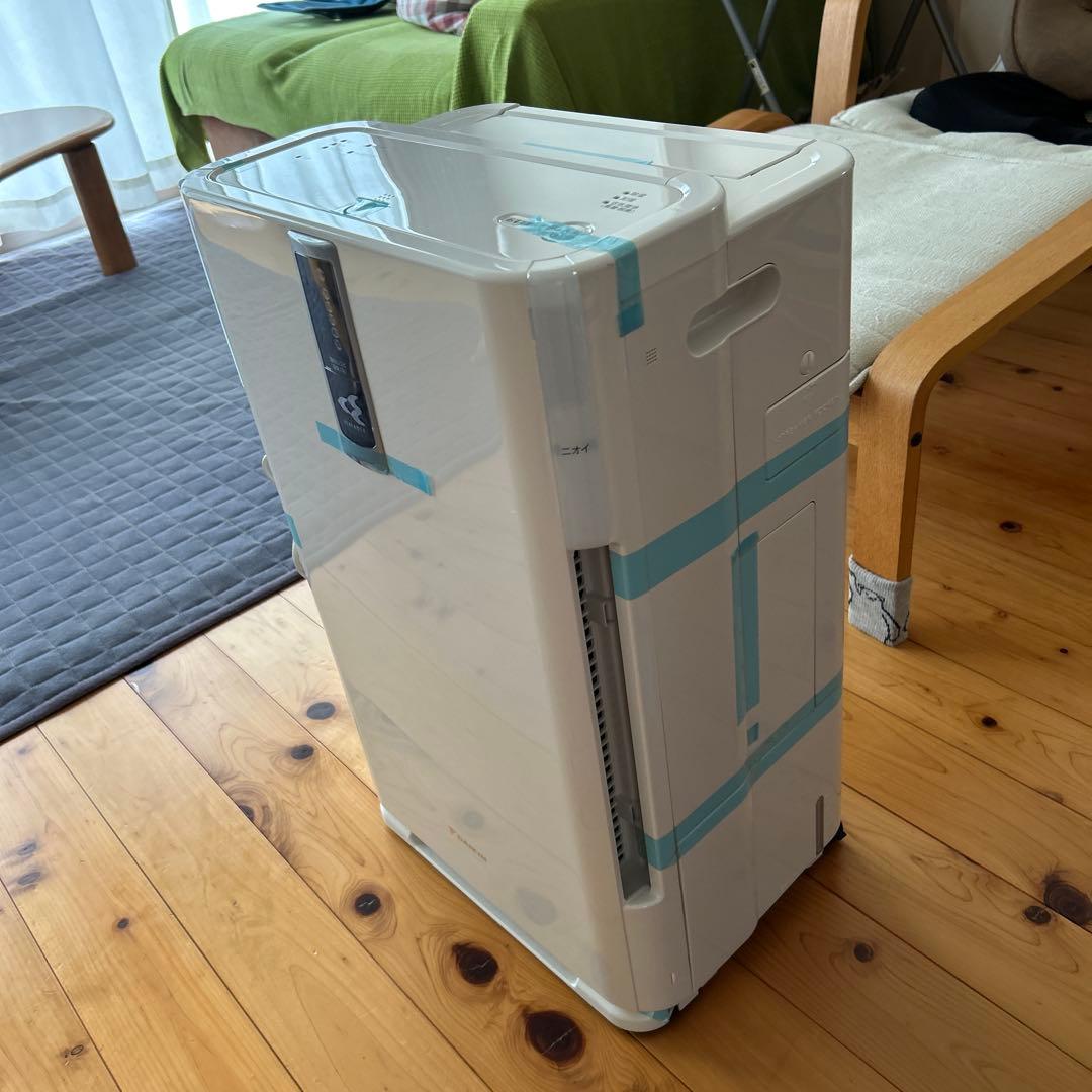 空気清浄機 ホワイト コンパクト