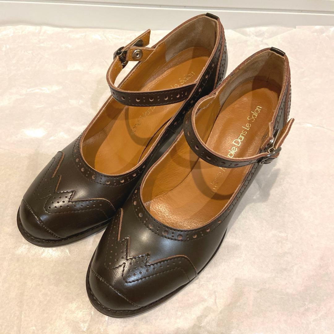 Jane Marple Dans Le Salon メリージェーン