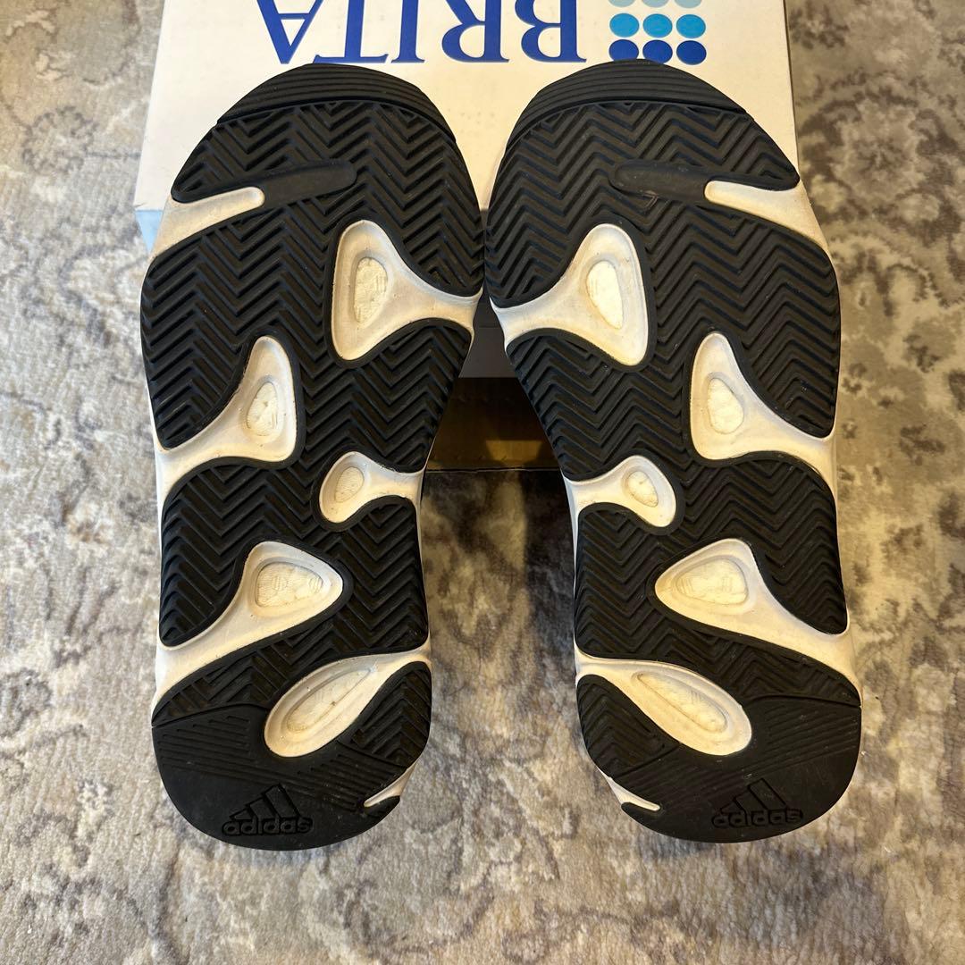 【美品】【値下げ可】Adidas Yeezy 700 wave runner