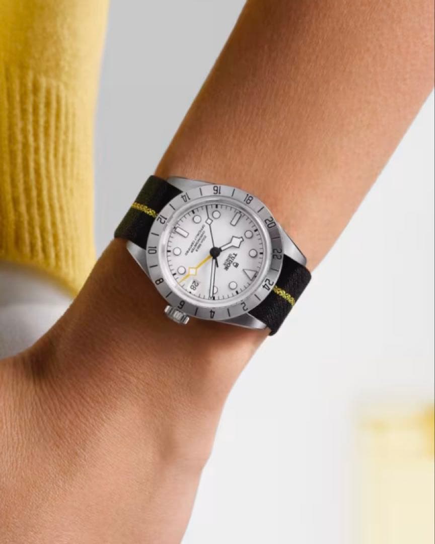 チューダーブラックベイプロ　純正ファブリックベルトTUDOR イエローライン