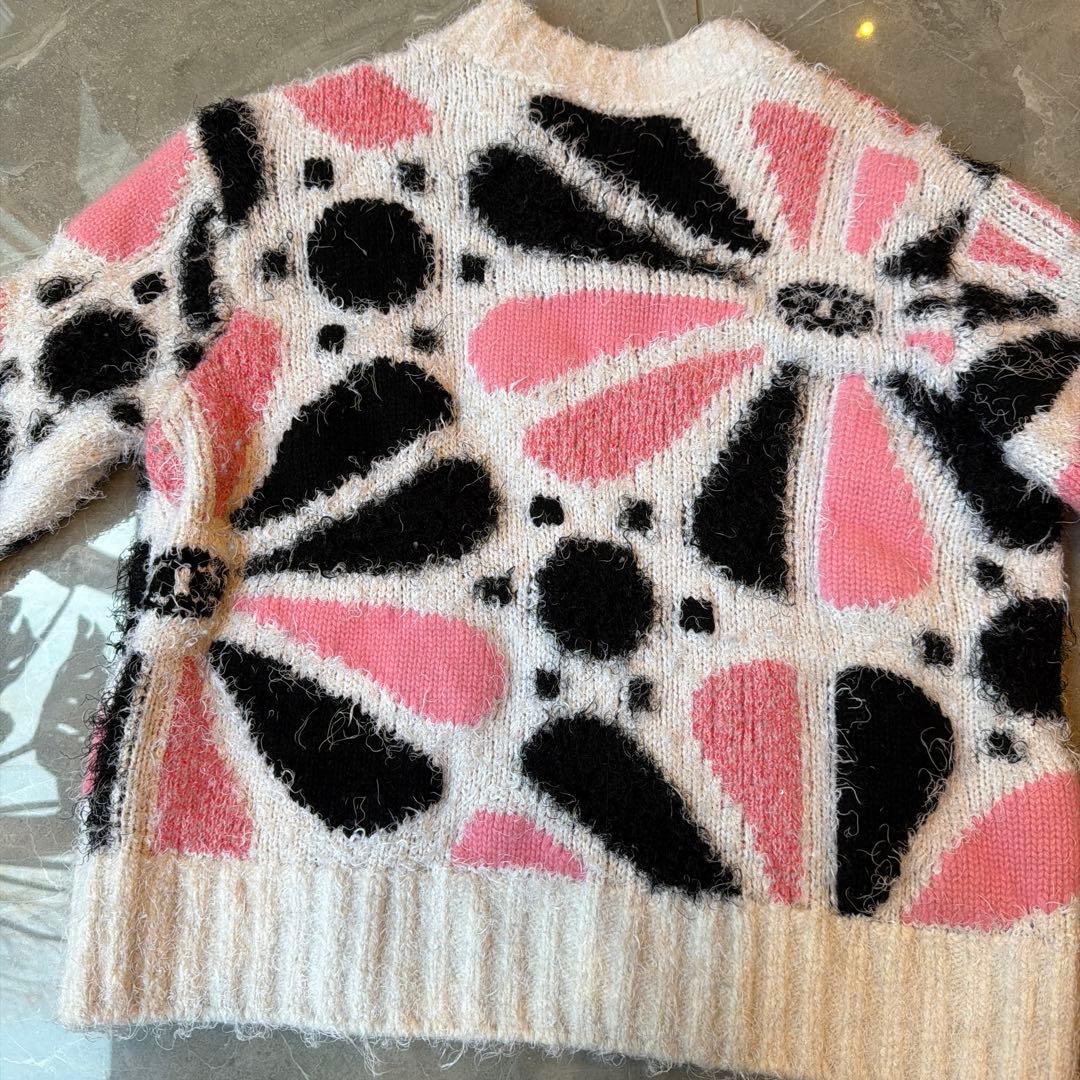 CHANELニット　シャネル　毛羽立ちあり　使用感あり　38