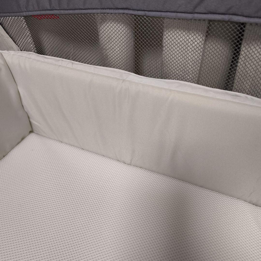 【美品】アップリカ ココネルエアーAB ベビーベッド グレーベアー