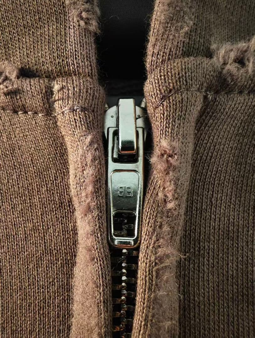 Balenciagaバレンシアガ ダークブラウン パーカー フード付き 新品同様