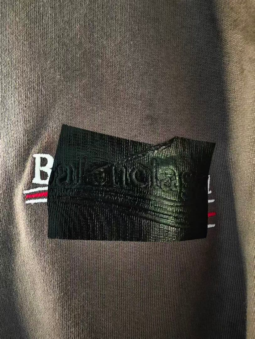 Balenciagaバレンシアガ ダークブラウン パーカー フード付き 新品同様