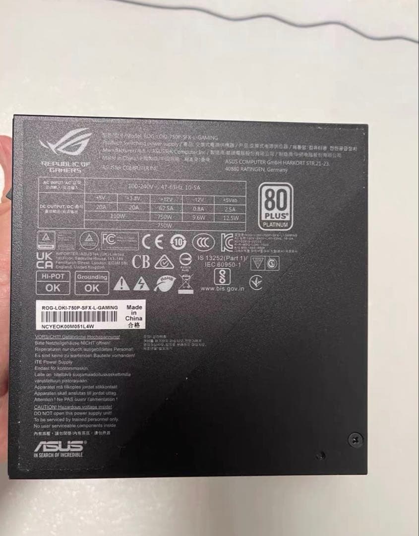 ROG SFX-L 750W 電源ユニット