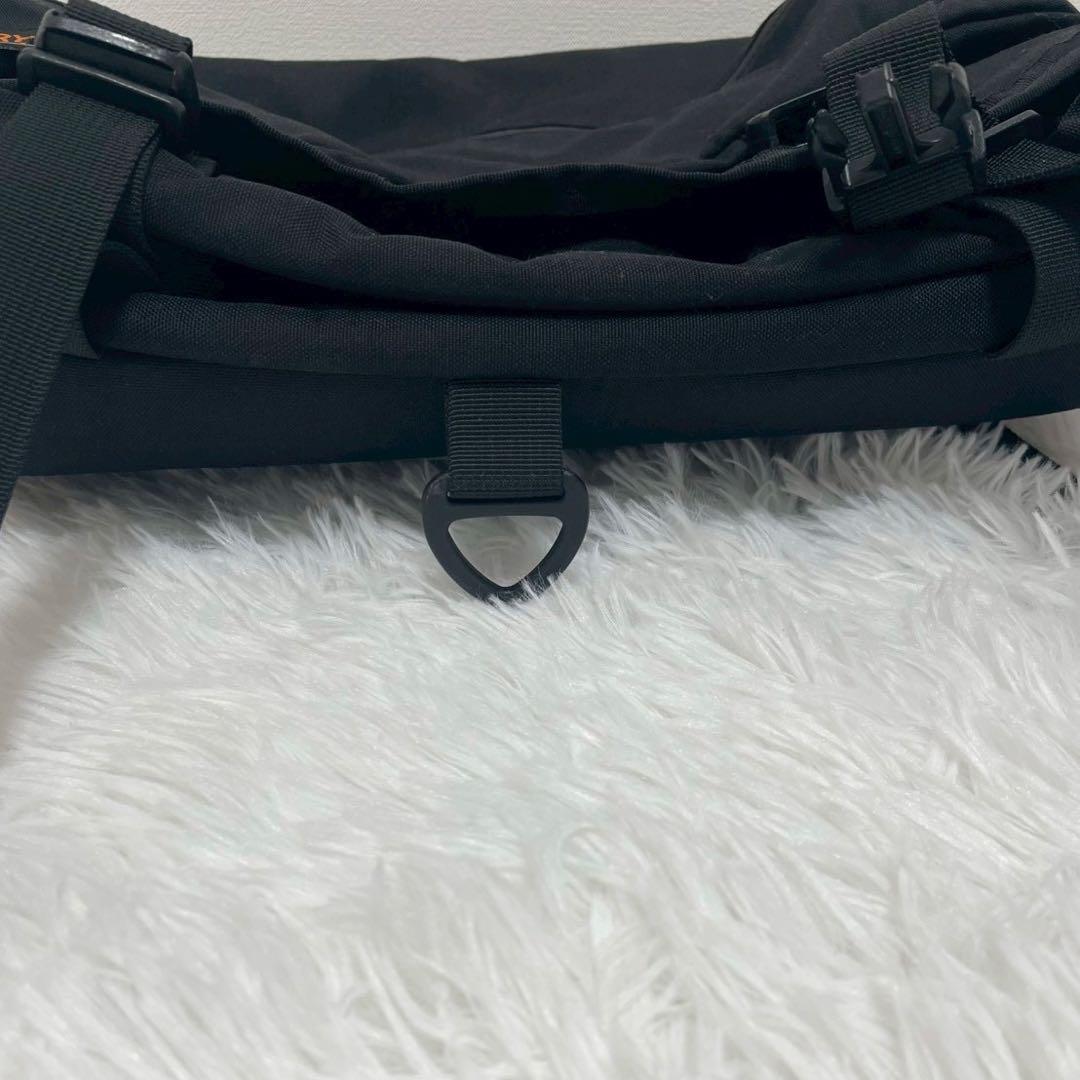 MYSTERY RANCH USA製 ショルダーバッグ メッセンジャーバッグ