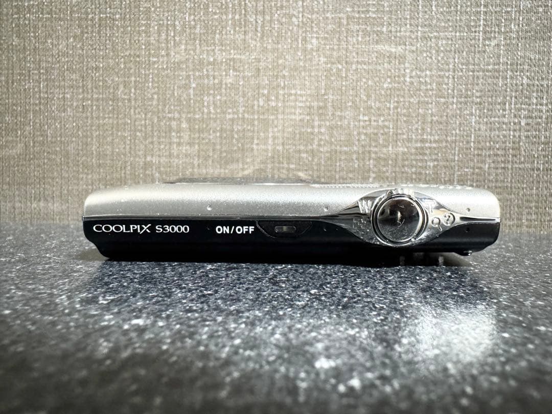 Nikon COOLPIX S3000 シルバー 動作確認済み 付属品多数
