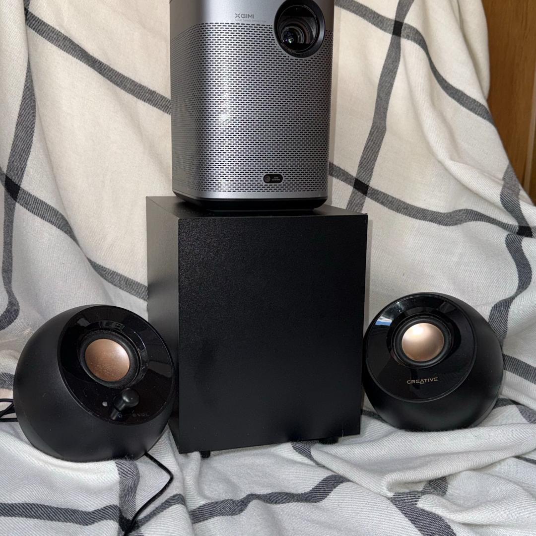 ⭕️専用⭕️ XGIMI Halo+ プロジェクター　美品　フルHD スピーカー