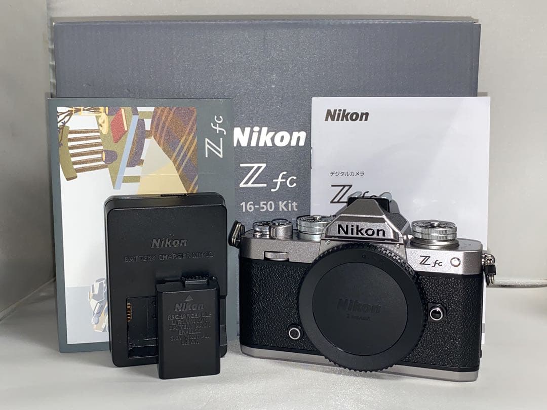 【新品級】Nikon Z fc ボディ 本体 zfc