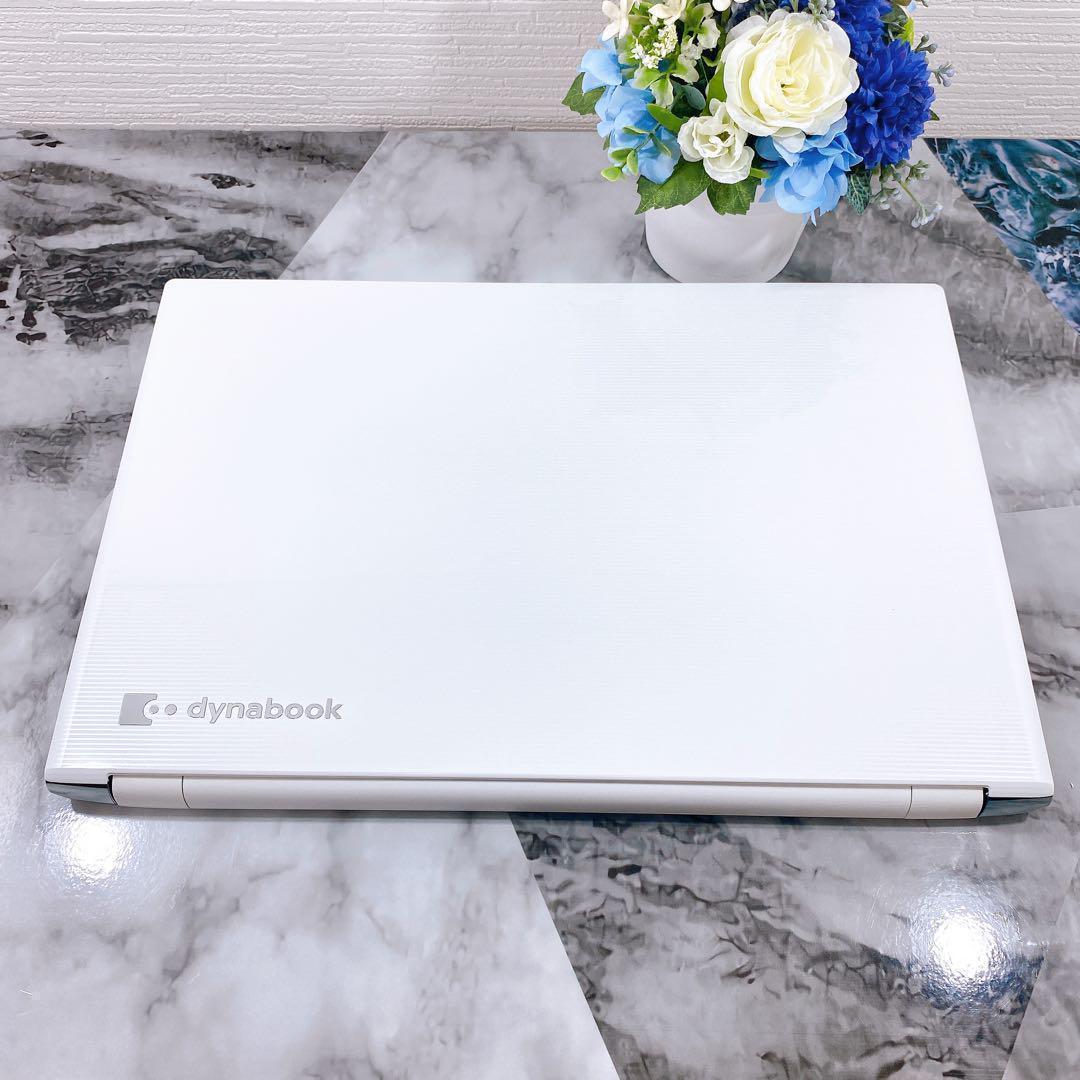 美品✨スノーホワイト✨新品SSD512GB✨カメラ・オフィス付✨ノートパソコン