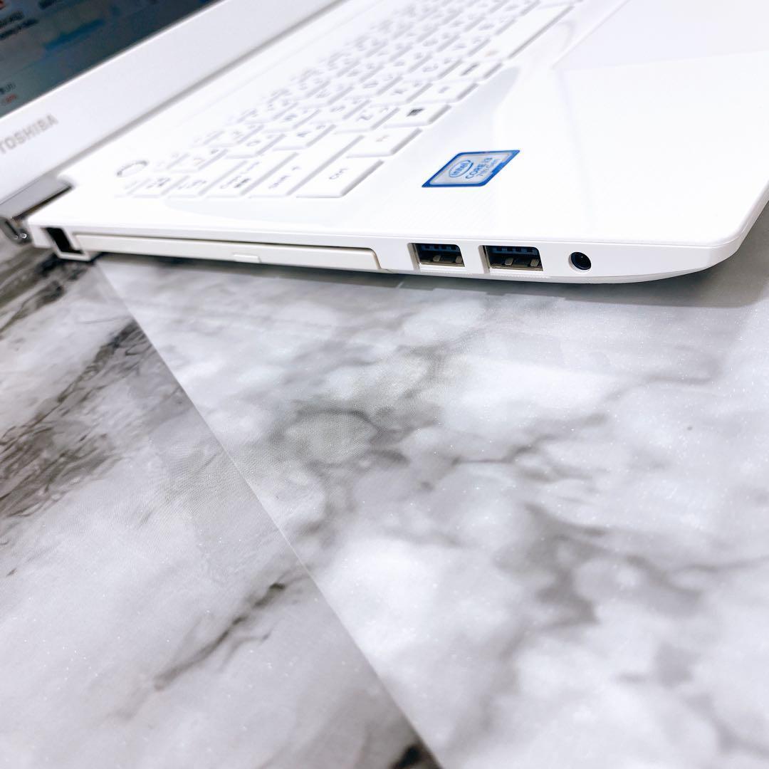 美品✨スノーホワイト✨新品SSD512GB✨カメラ・オフィス付✨ノートパソコン