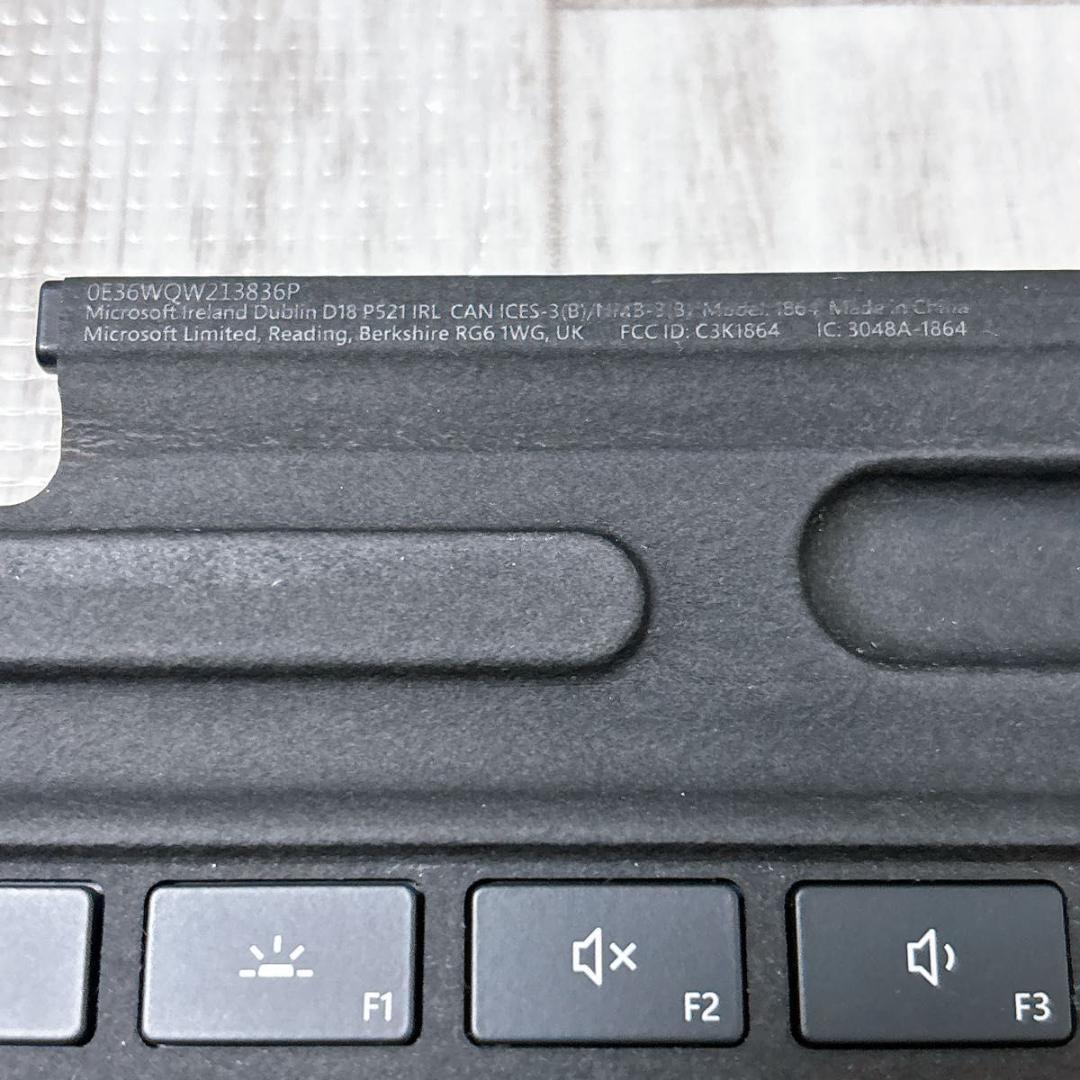 マイクロソフト Surface Pro キーボード 8X6-00019 ブラック