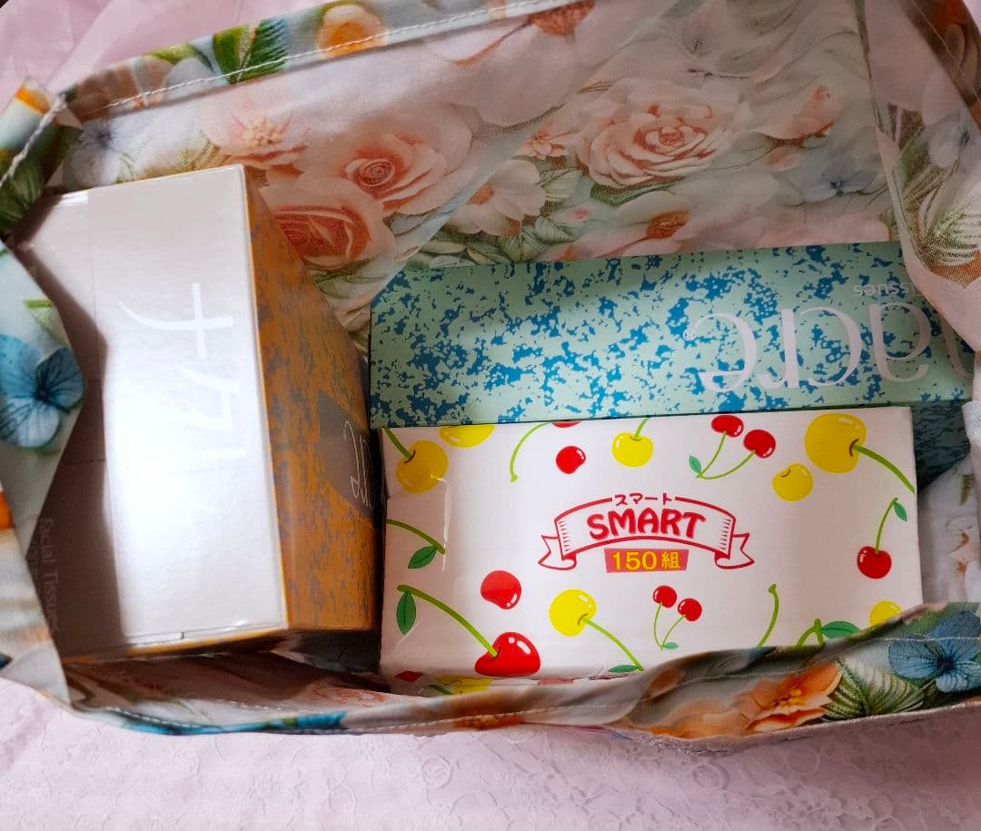 コスメ大好き様♥️オーダーページ③2便になります(’-’*)♪巾着、エコバック