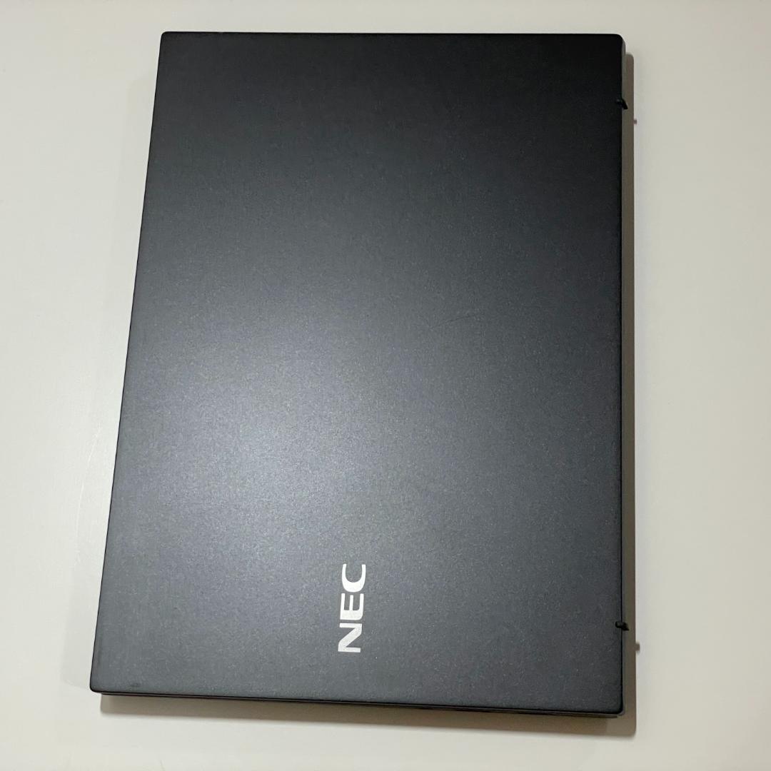 第10世代 i7 メモリ16GB office2024 NEC 軽量薄型 K61